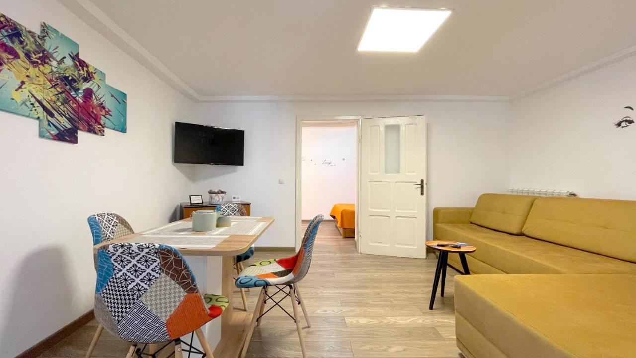 Well Prettyplaces Apartment 001 บราชอฟ ภายนอก รูปภาพ