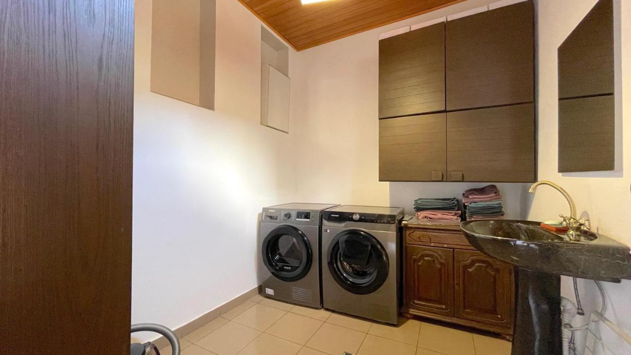 Well Prettyplaces Apartment 001 บราชอฟ ภายนอก รูปภาพ