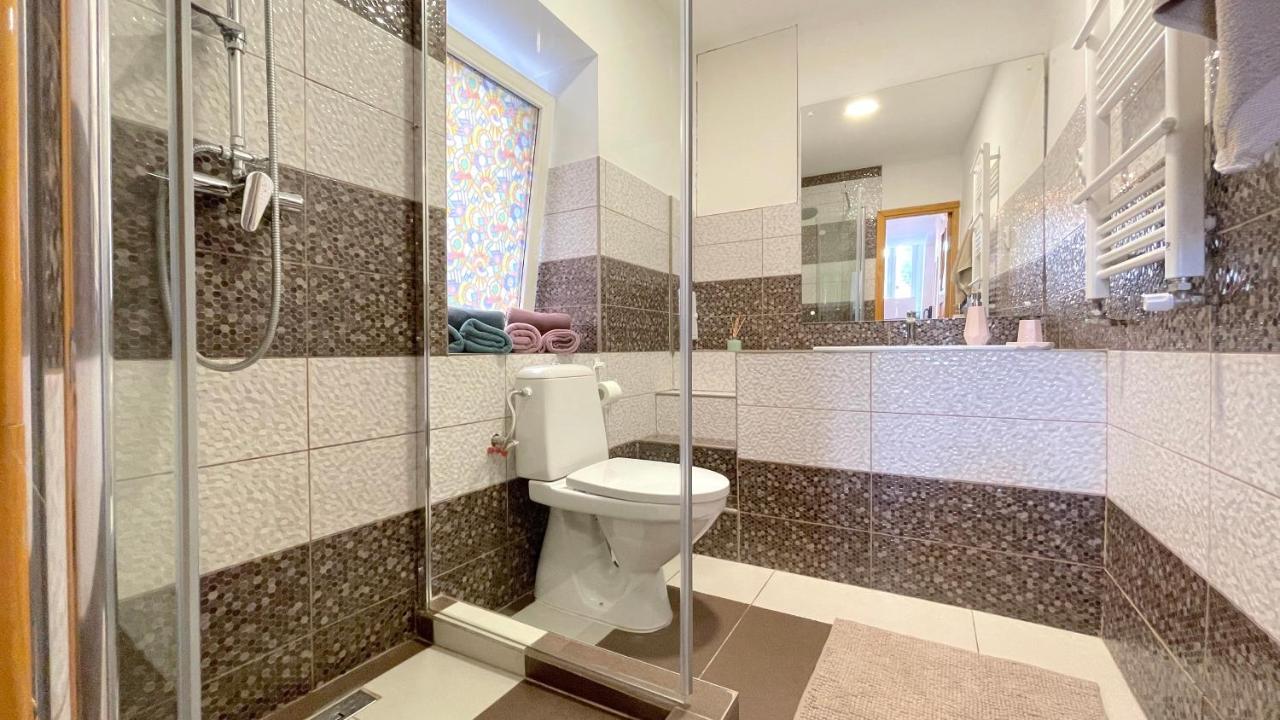 Well Prettyplaces Apartment 001 บราชอฟ ภายนอก รูปภาพ